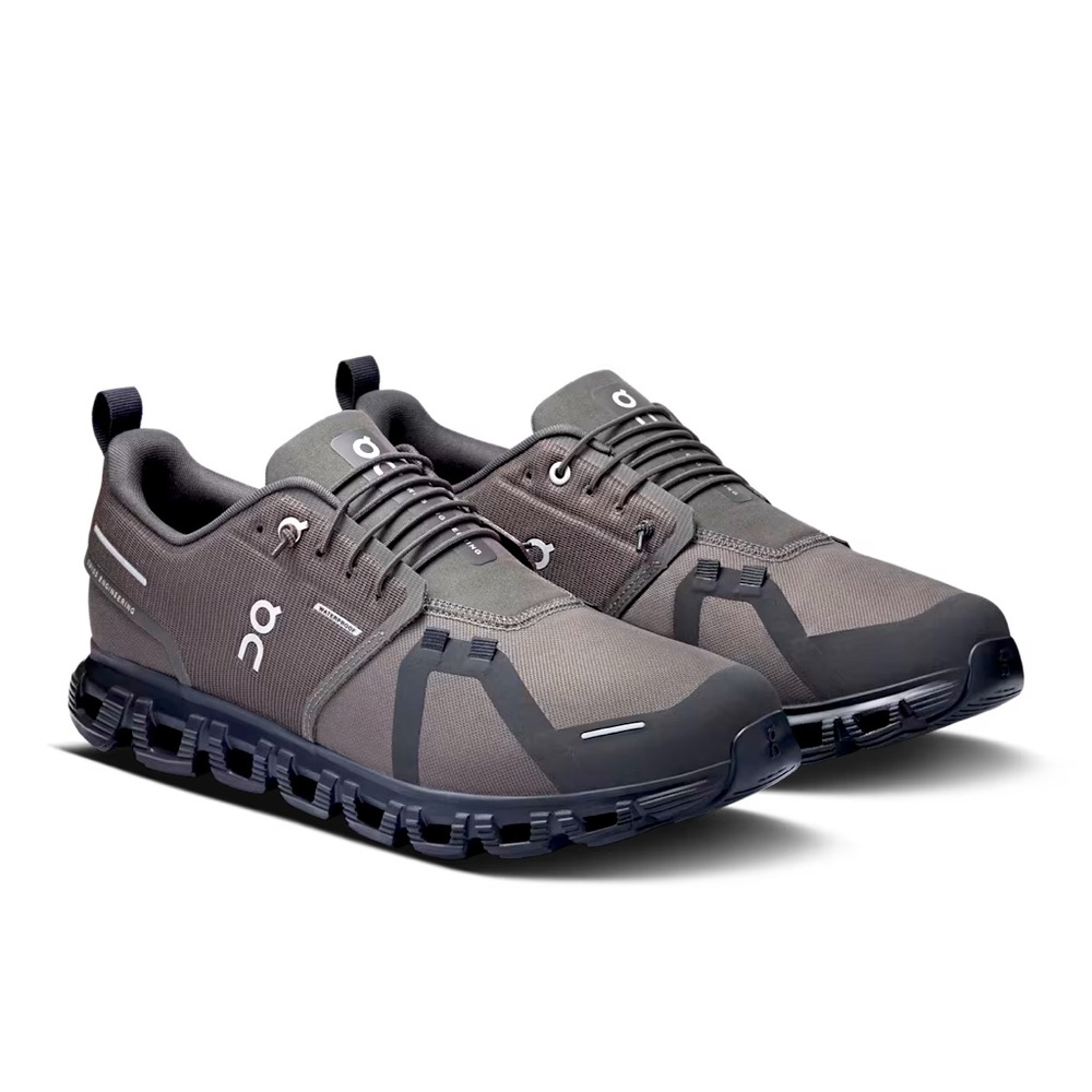 On Cloud 6 waterproof sneakers